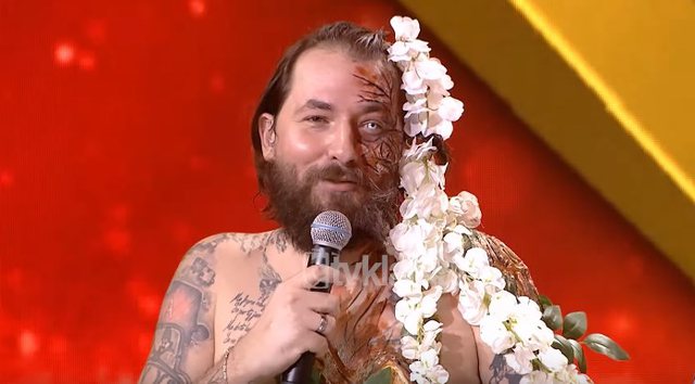Kastro Zizo jep lajmin emocionues, po bëhet baba për herë të tretë 1 640 0 5dbf233adf6d5