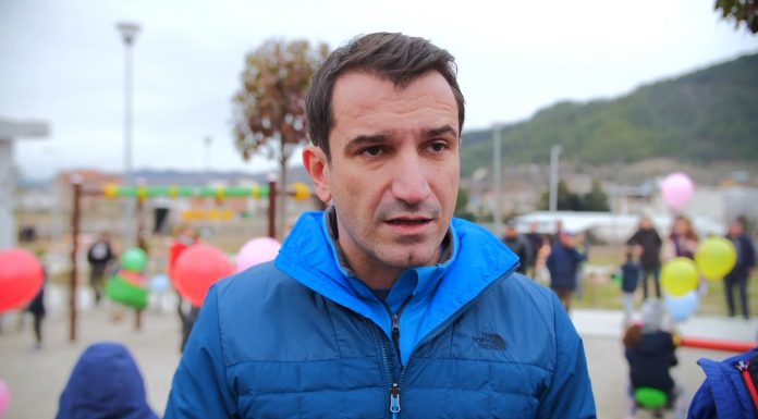Erion Veliaj reagon pas anulimit të gjobave: Vendimi i KAS është që puna duhet të vazhdojë Erion Veliaj