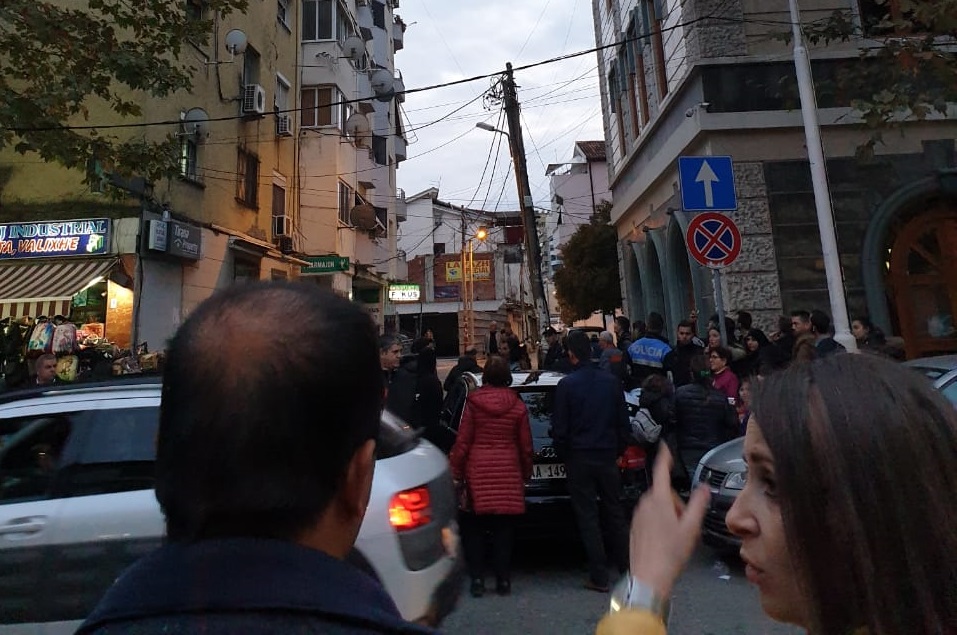 Çahet një pallat tek Rruga e Kavajës WhatsApp Image 2019 11 27 at 16.22.29 1