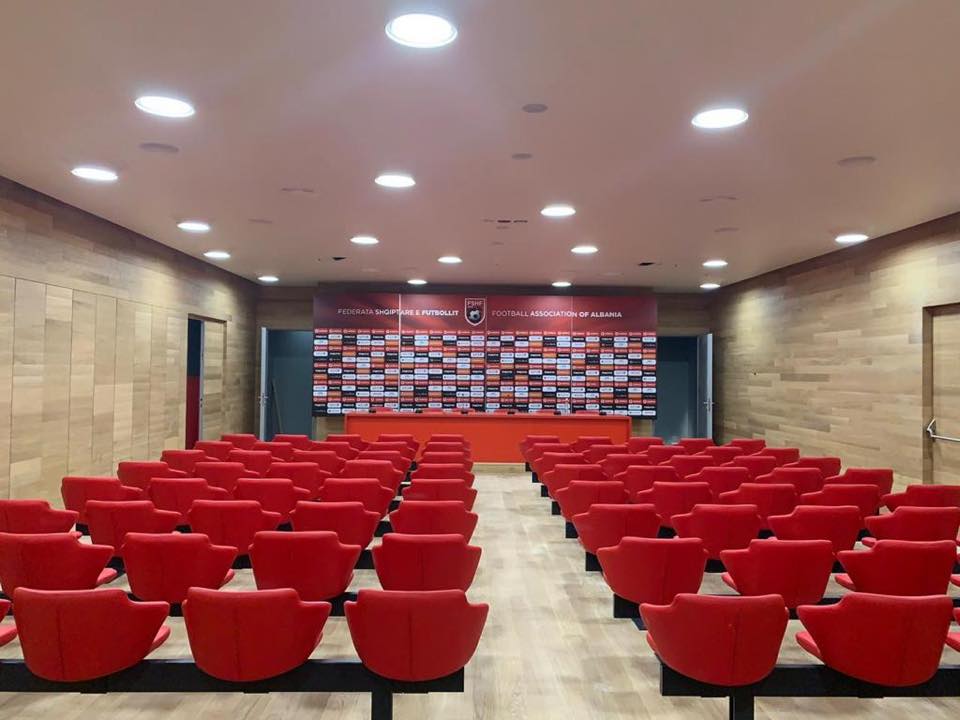 “U kry”, Rama publikon pamjet e Stadiumit të ri Kombëtar: Ta gëzojnë brezat (Foto) 8 air albania stadium 9