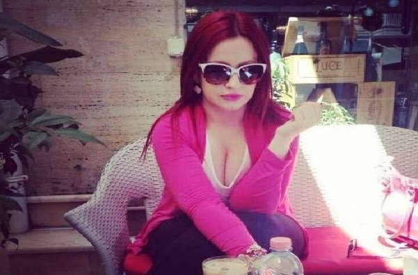 Kush është juristja që zhvati mijëra euro duke u hequr si nusja e djalit të ish-ministrit amarilda lekaa
