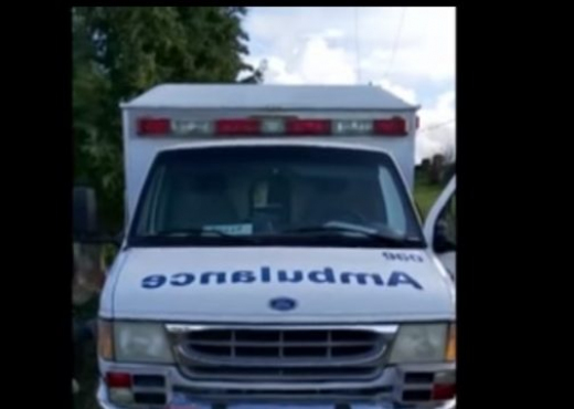 Shqiptari nga Kanadaja dhuron ambulancë pas tragjedisë së tërmetit ambulanca 1