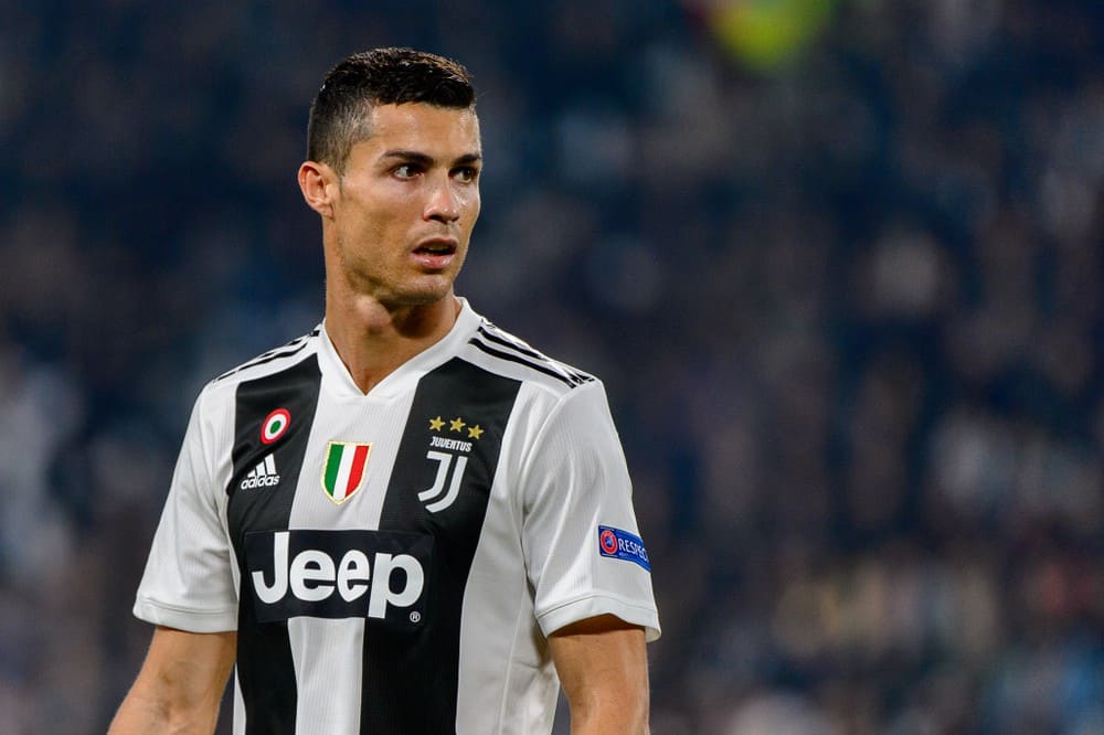 E rrallë! Cristiano Ronaldon e zëvendësojnë në mes të lojës cr 777