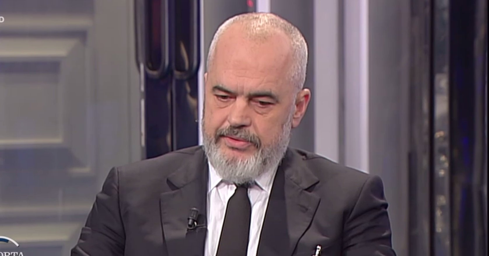 Rama flet për të fejuarën e djalit në “Porta a Porta”: Kryeministri italian, i pari që na u përgjigj 30C06839 CBC8 441F 9B8F AD4586464DA6