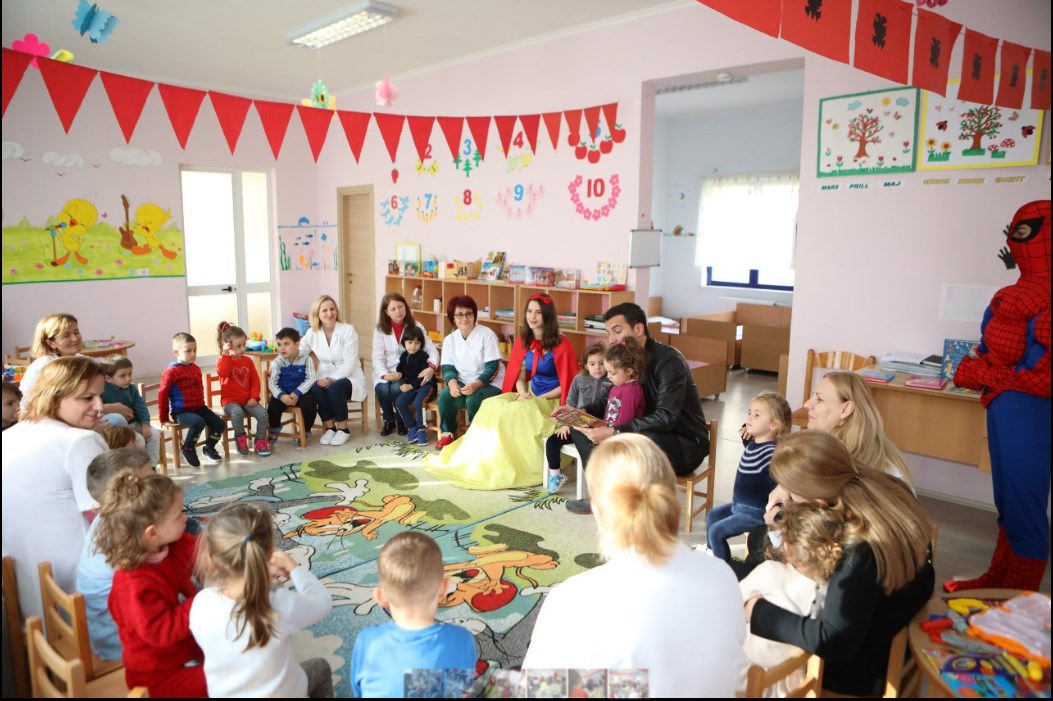 Tirana i kthehet normalitetit, rinis aktiviteti në shumicën e kopshteve dhe çerdheve në kryeqytet 5de66eaa99aeclal