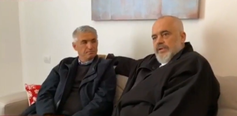 Rama në familjen Meçja/ Kryefamiljari rrëfen orët e tmerrit: Mbesa nën rrënoja më thërriste ‘o gjyshi…” 5df2193ae49a6Screenshot 3 1