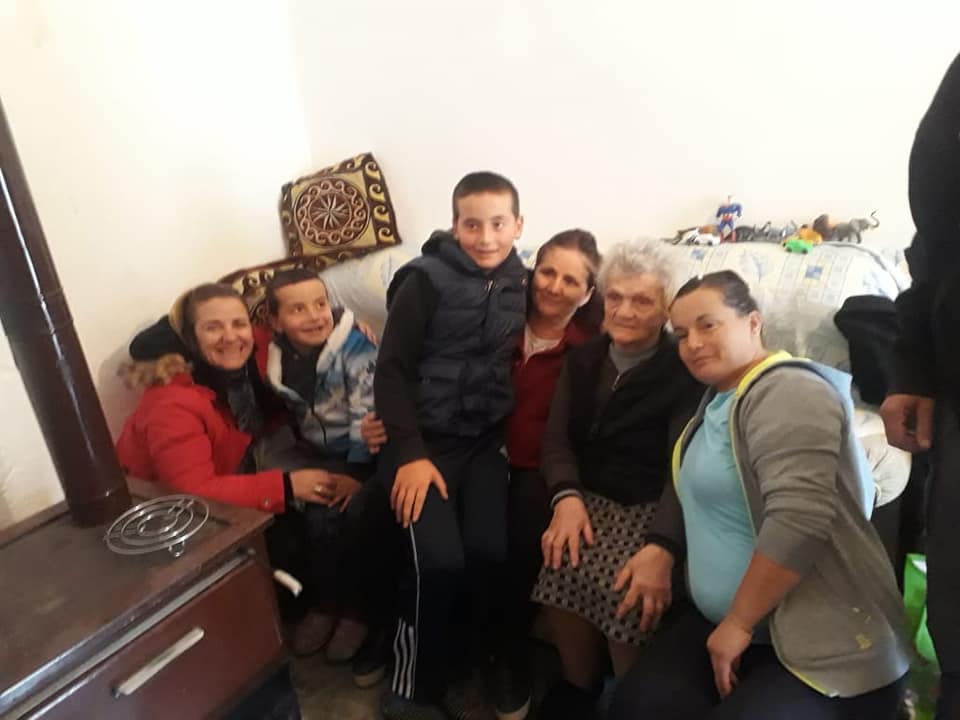 Në familjen që nuk e trondit as tërmeti... 2 78704389 10220481275163002 7678021543665860608 n