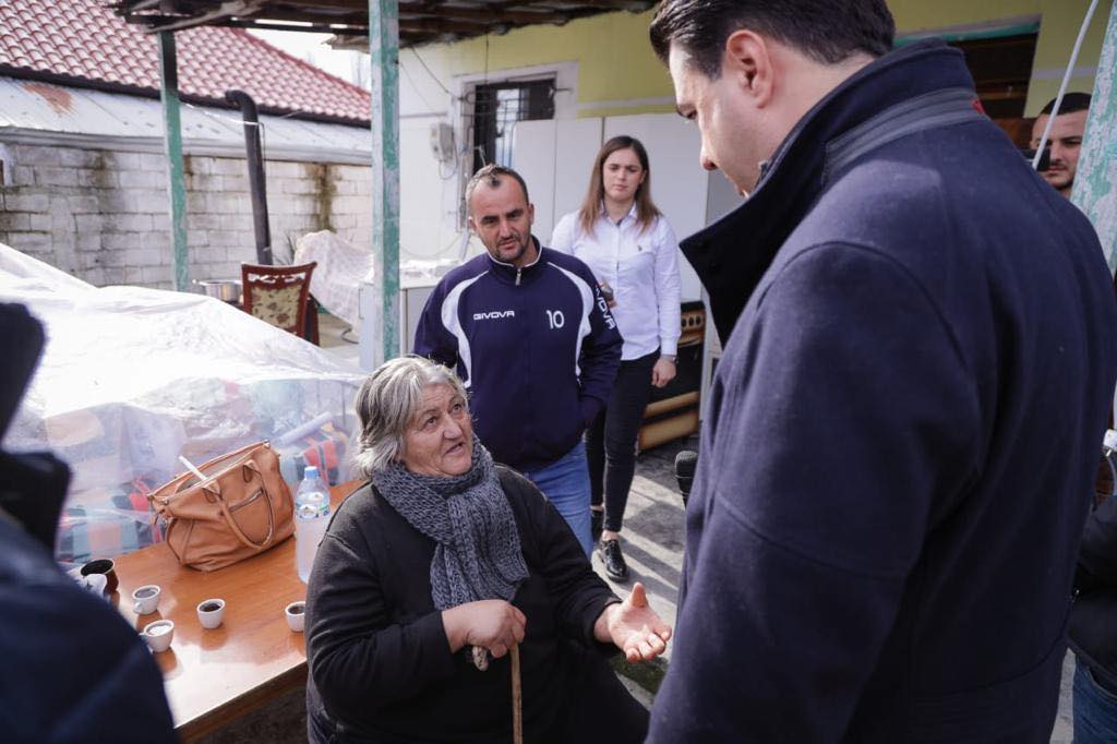 Basha thirrje Ramës: Urgjent, të sigurohen njerëzit, të anulohen menjëherë 150 milionë dollarë të planifikuara për t’ju dhënë 10 oligarkëve 79116712 2792243980826765 1402126639675998208 o