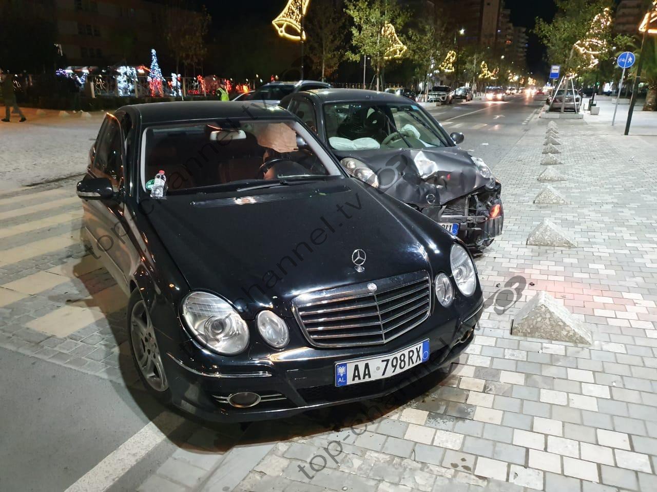 Përplasen 2 automjete, 3 të rinj të plagosur 9085B33A 1FAE 49D1 989D BB950C123A58