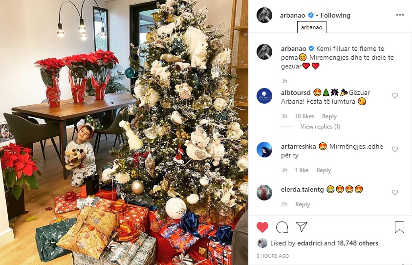 Atmosferë festive në shtëpinë e Arbana Osmanit 1 Arbana Osmani 1 1