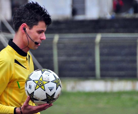 Inter-Barcelona do gjykohet nga arbitri Enea Jorgji Enea Jorgji