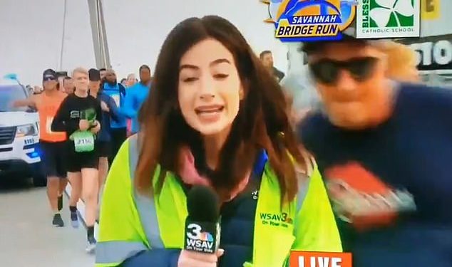 VIDEO/ Gazetarja preket në të pasme nga atleti në transmetim LIVE, 42-vjeçari përjashtohet përjetë nga maratonat GAZETARJA