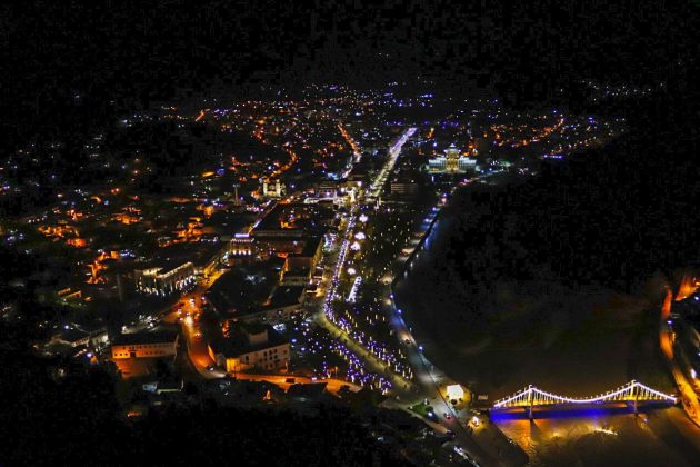 Berati ‘magjik’ i festave, një transformim mbresëlënës i qytetit antik WhatsApp Image 2019 12 28 at 11.15.52