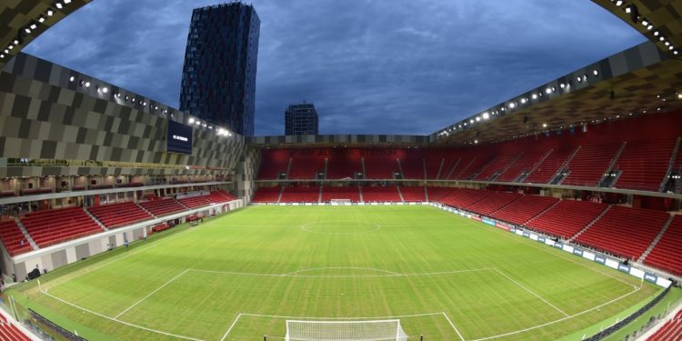 Zbulohen emrat e veteranëve të futbollit që do t’i bashkohen sfidës për bamirësi në “Air Albania Stadium” arena 1