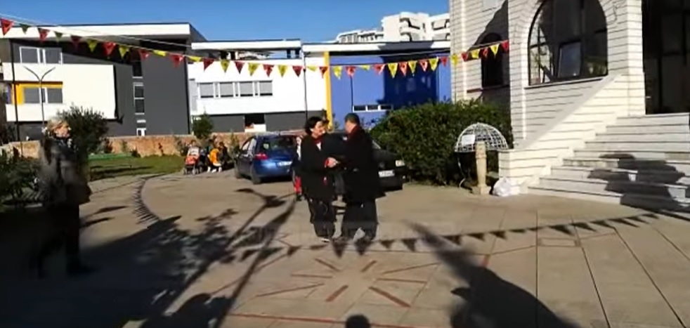 Vangjush Dako udhëheq sërish PS-në e Durrësit, uron Krishtlindjen në Kishën Ortodokse dako durres