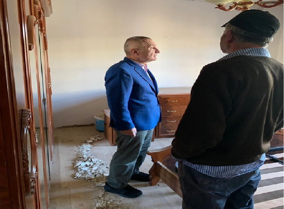 Meta vizitë në shtëpitë e goditura nga tërmeti në Durrës: Vazhdimi i evidentimit të sigurisë së banesave, detyrë prioritare Meta