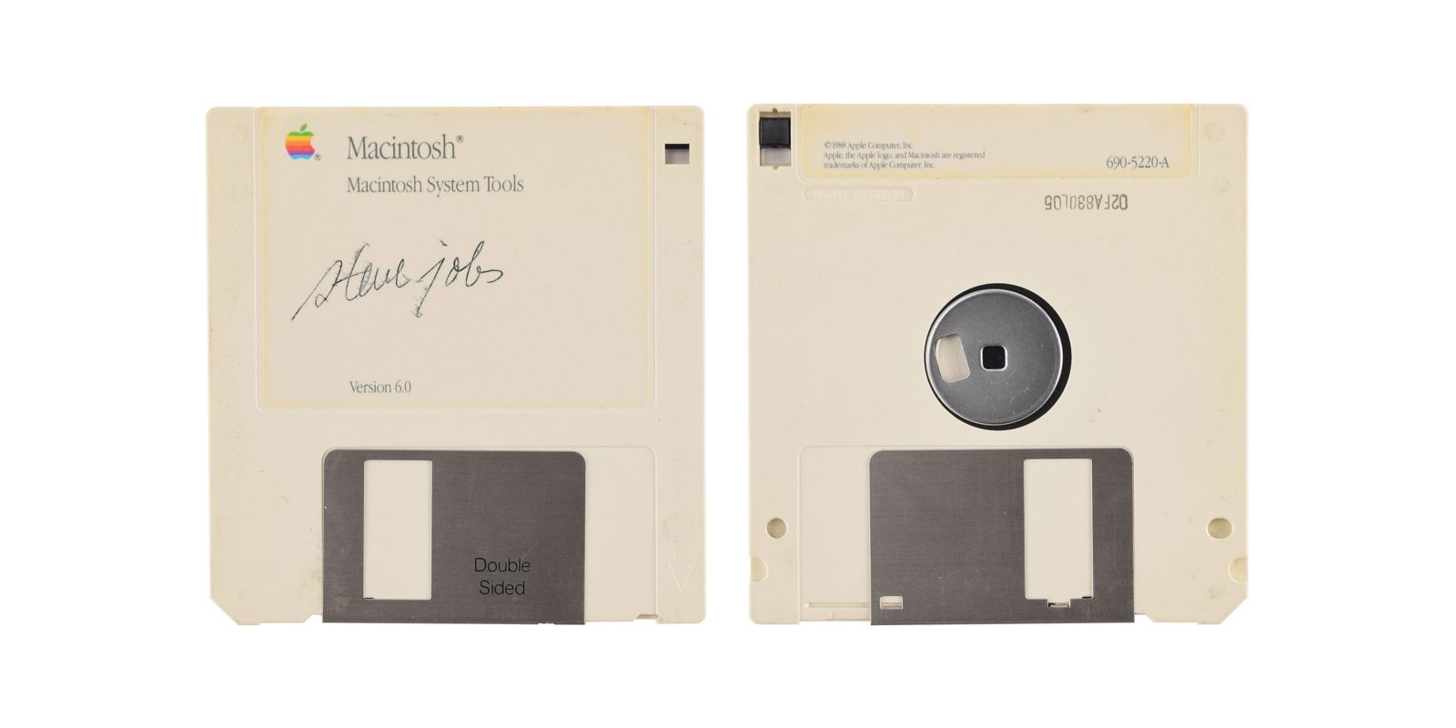 Shitet disketa me firmën e Steve Jobs, ja shifra marramendëse që pagoi blerësi steve jobs signed floppy disk
