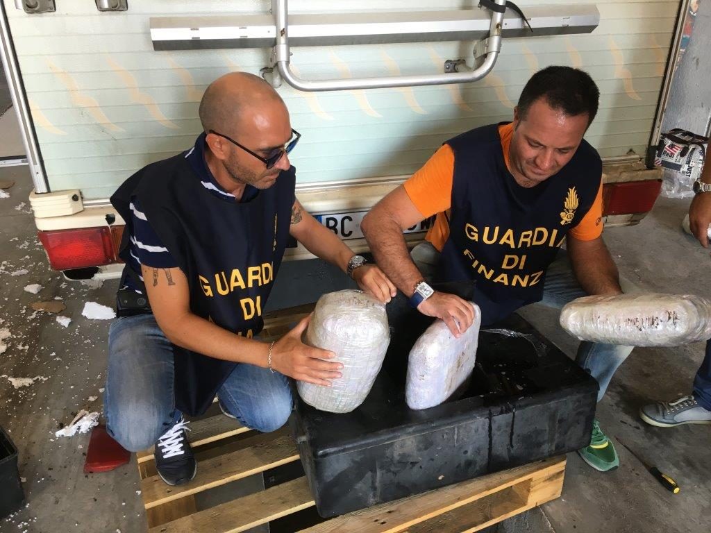 Gjarpër tymi/ U kap sot tek Fresku, kush është Xhimi që ‘tërboi’ policinë italiane