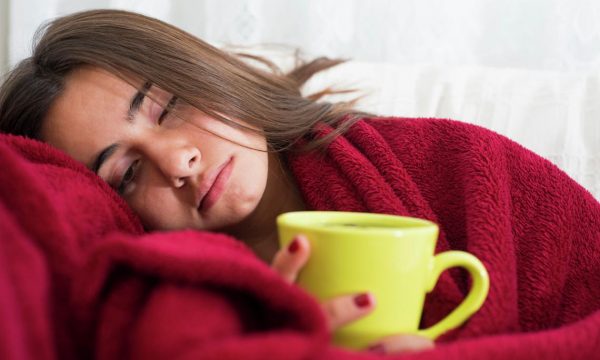 Mjaltë dhe piper i zi, kura natyrale kundër ftohjes 1 365