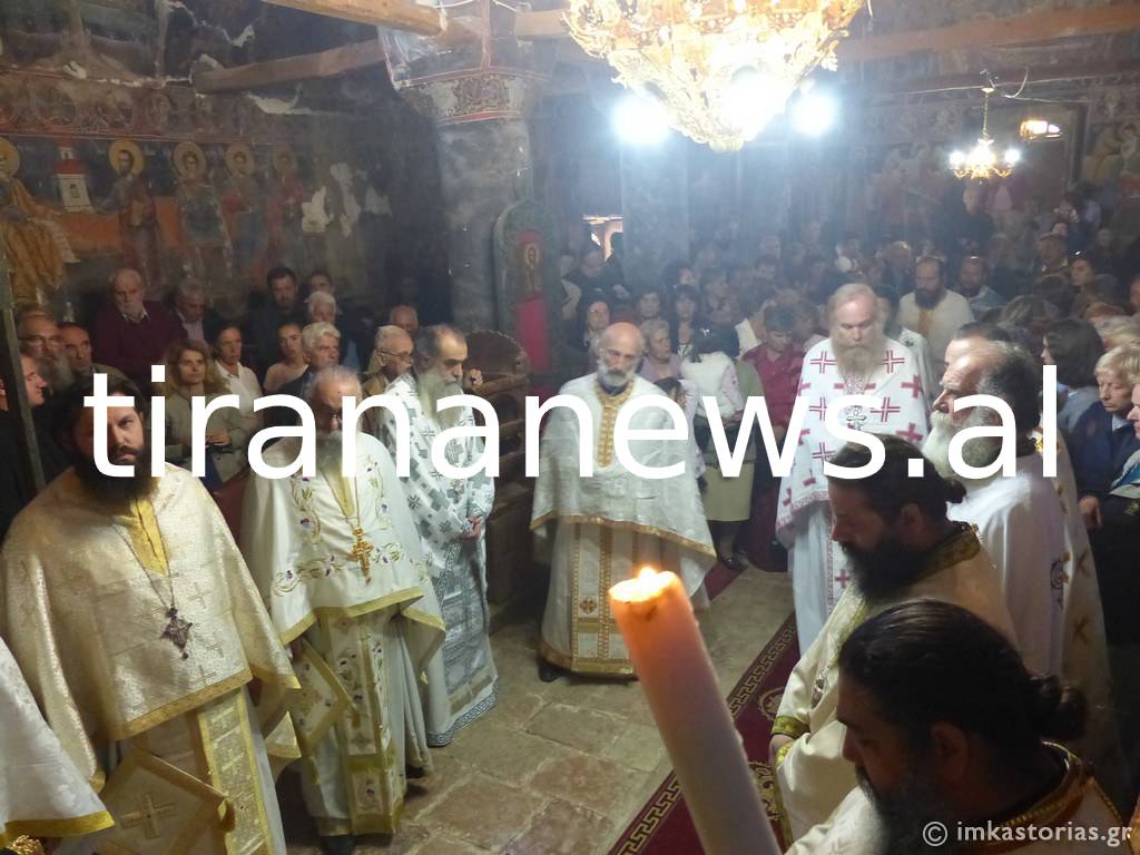 Skandal / Mitropoliti i Kosturit flet për Vorio-Epirin në Korçë, Voskopojë dhe Vithkuq. Zbarkojnë dhjetra grekë me autobusë 2 48776189396 db1f6a76d5 b 1