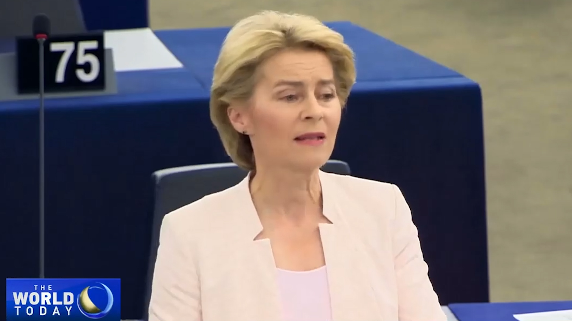 Sulmi në Irak/ Ursula von der Leyen: Të ulen armët, të nis dialogu 5e15a9fbcb6a7C1.00 02 49 14.Still237