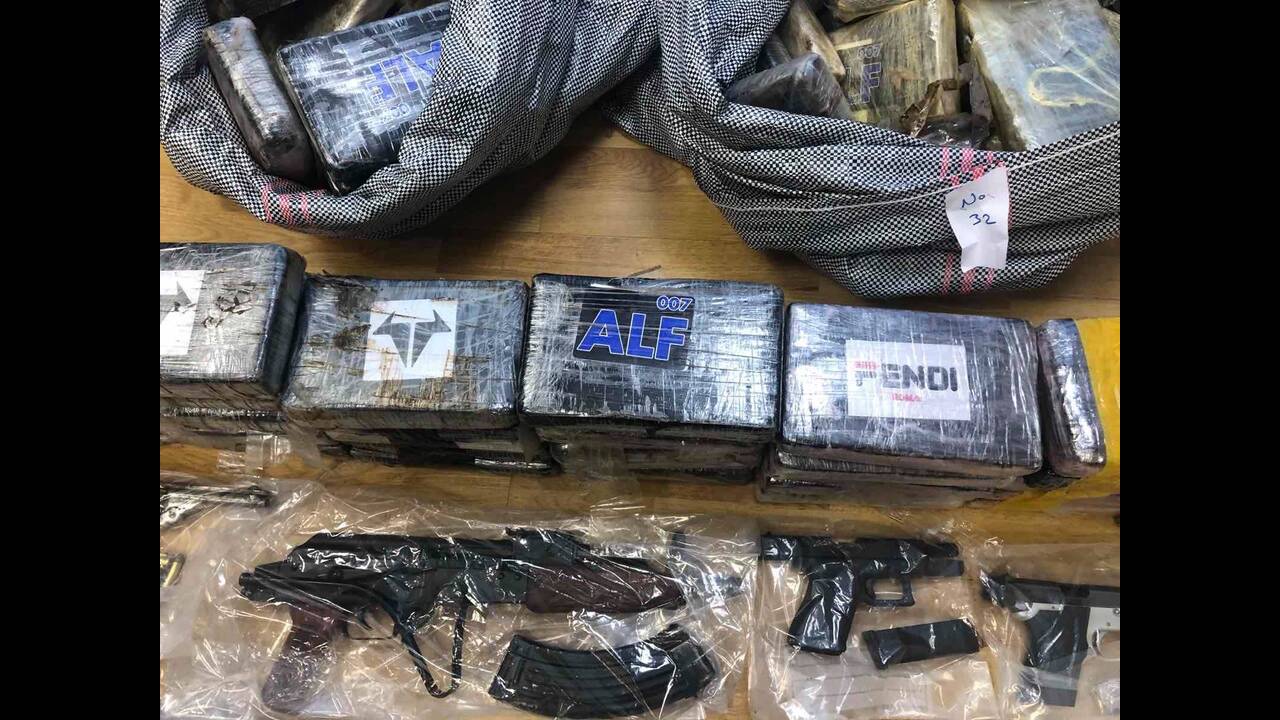Fotot/ Kush është shqiptari ‘koka’ e grupit të kokainës i arrestuar në Greqi Droga 1