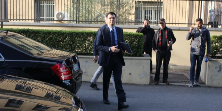 Prapaskenat e gjyqit të Bashës, prokurorët me qëndrime të ndryshme, njëri u përjashtua Lulzim Basha