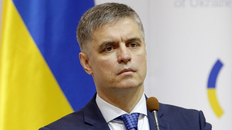 Shqipëria në krye të OSBE për 2020, ministri i jashtëm i Ukrainës uron Cakajn: E mirëpresim, ka rol të rëndësishëm në rikthimin e paqes në vendin tonë Vadym Prystaiko 768x432 1