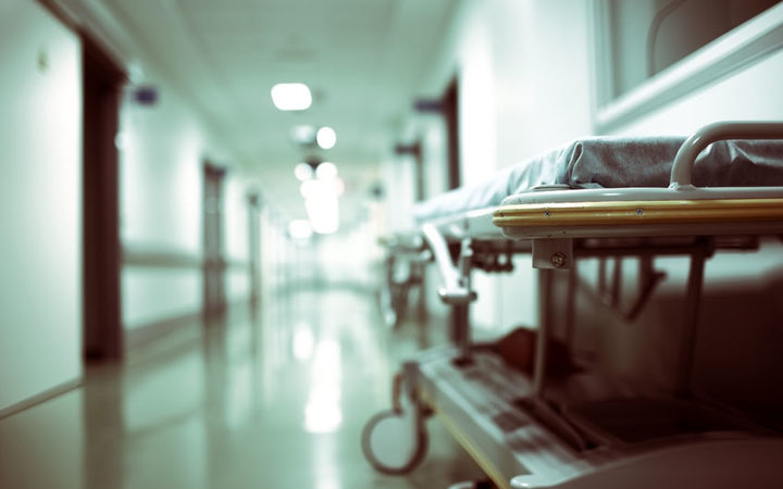 Tre të vdekur në 24 orë në spital, ISHP zbulon shkaqet që sollën vdekjen e pacientëve eight col 54221254 m