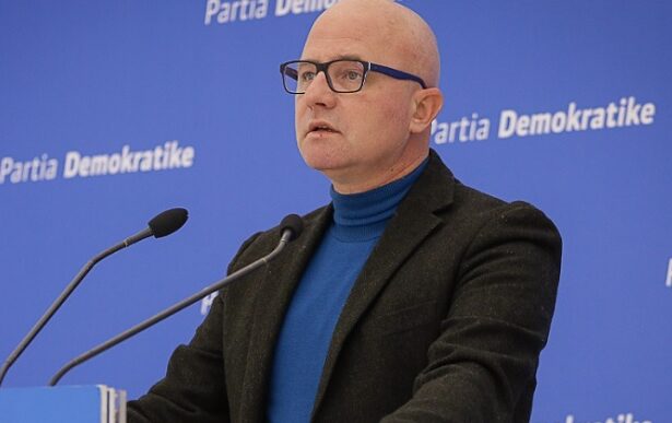 Paralajmëron Strazimiri: Çfarë do të ndodhë me ata që tentojnë të pengojnë mbajtjen e Kuvendit Kombëtar gent strazimiri e1758806517479