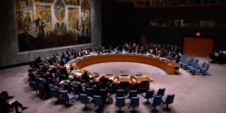 Analiza e Zërit të Amerikës: Pikëpyetjet rreth vrasjes së gjeneralit iranian okb