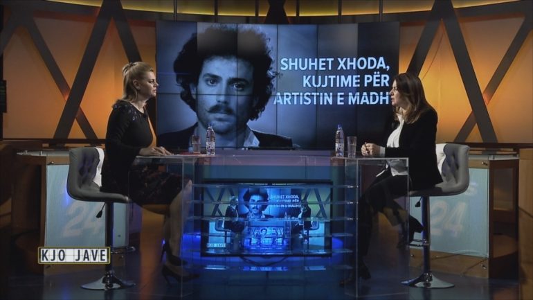 “U njohën që në shkollë dhe u përkëdhelën pa fund”, Bulku rrëfen rininë e Xhevdet Ferit dhe mesazhin prekës kur u bë gjysh rajmonda