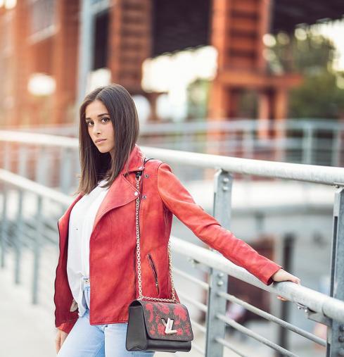 Kush është Jori, modelja shqiptare që po mahnit Italinë 18 Jori Delli 1