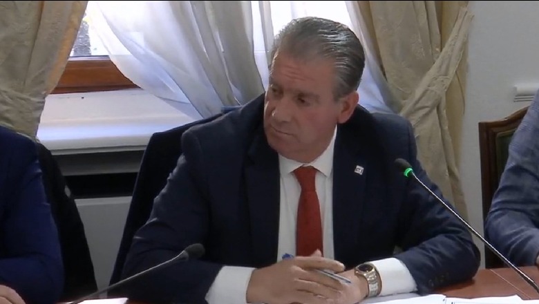 COVID-19, rëndohet gjendja shëndetësore e deputetit Adriatik Alimadhi. Transportohet me urgjencë në spital 1579776907 alimadhi