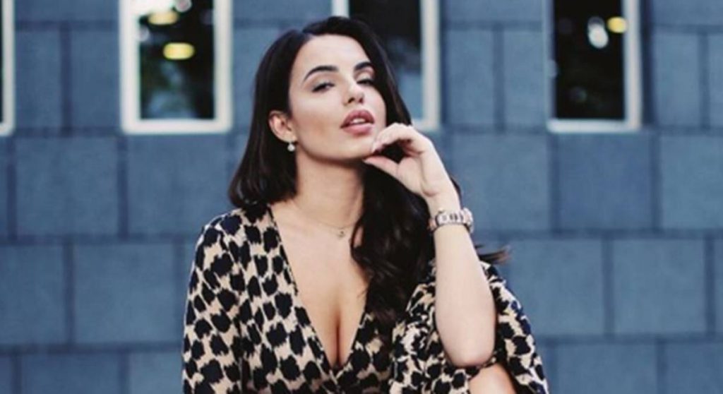 Armina Mevlani 1