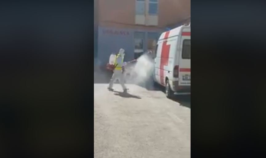 Rasti i ri në Elbasan, si e mori koronavirusin 53-vjeçari që punon roje në Spitalin Psikiatrik DEZINFEKTIV COVID BURREL