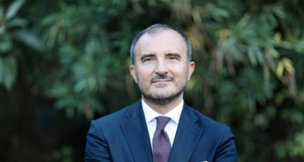 Shqipëria dërgoi 30 mjekë dhe infermierë në Itali, Soreca: Arsye e mirë që Shqipëria të hyjë në BE Soreca
