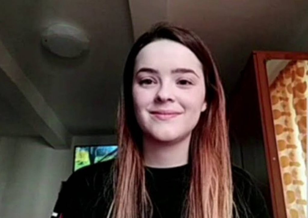 Studentja 1