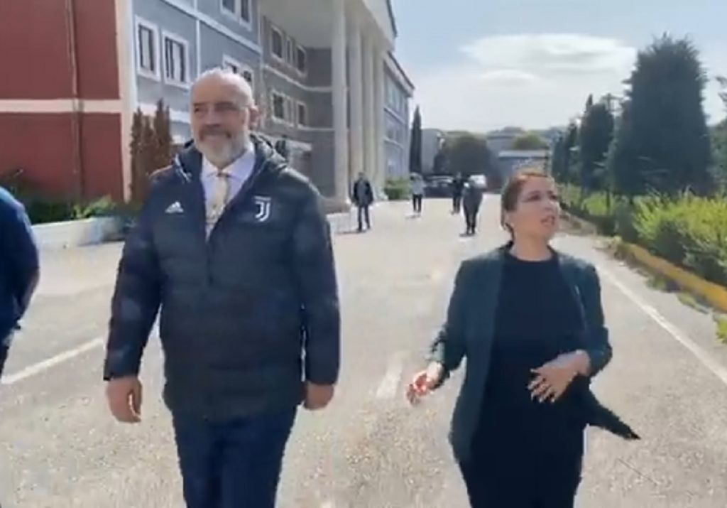 Nis nga sot vaksinimi i gazetarëve të terrenit, Manastirliu: Nesër vijojmë me policët rama manastirloi