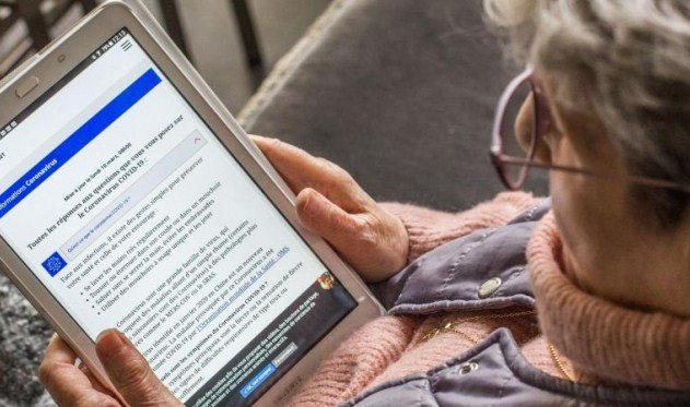 Franca prezanton testin e internetit për koronavirus testi