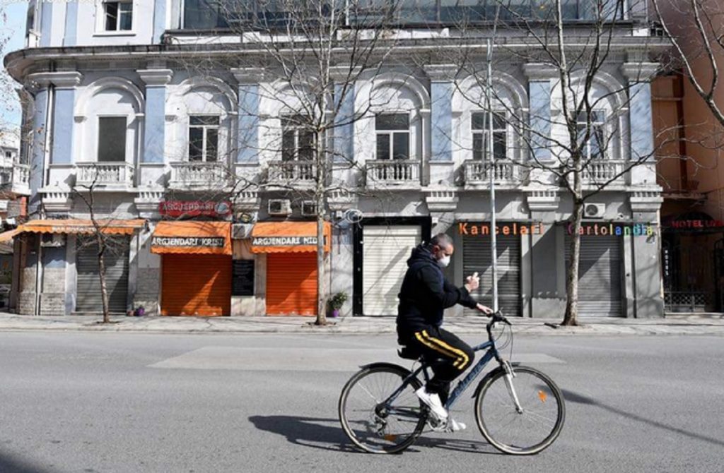 Financial Times: Virusi do ta ndryshojë pa kthim globalizmin, ja si pritet të ndikojë në Tiranë tirana bosh ok