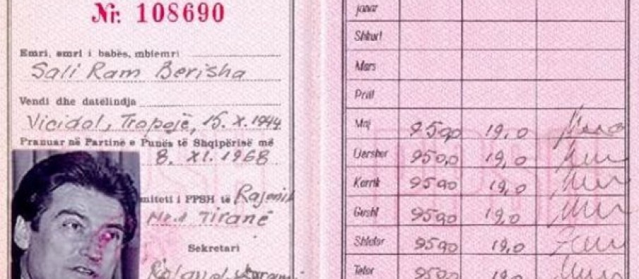 Opozita e re ligj në Kuvend për përjashtimin e Sali Berishës dhe Gramoz Ruçit nga politika. Ja kategoritë e tjera që ‘digjen’ 1 5ea1a5d237fb3tesera e ppsh e sali berishes 905x395 2