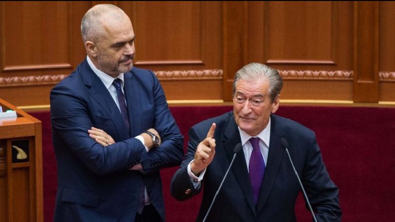 “Duhet të ishte në burg”, Sali Berisha i nxjerr skenarin e fshehtë kryeministrit Rama 800 0 5e98a7e4df51a