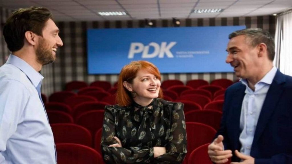 U kërcënua me jetë, deputetja këngëtare: E di se kush është personi, e kam denoncuar rastin Eliza Hoxha 2