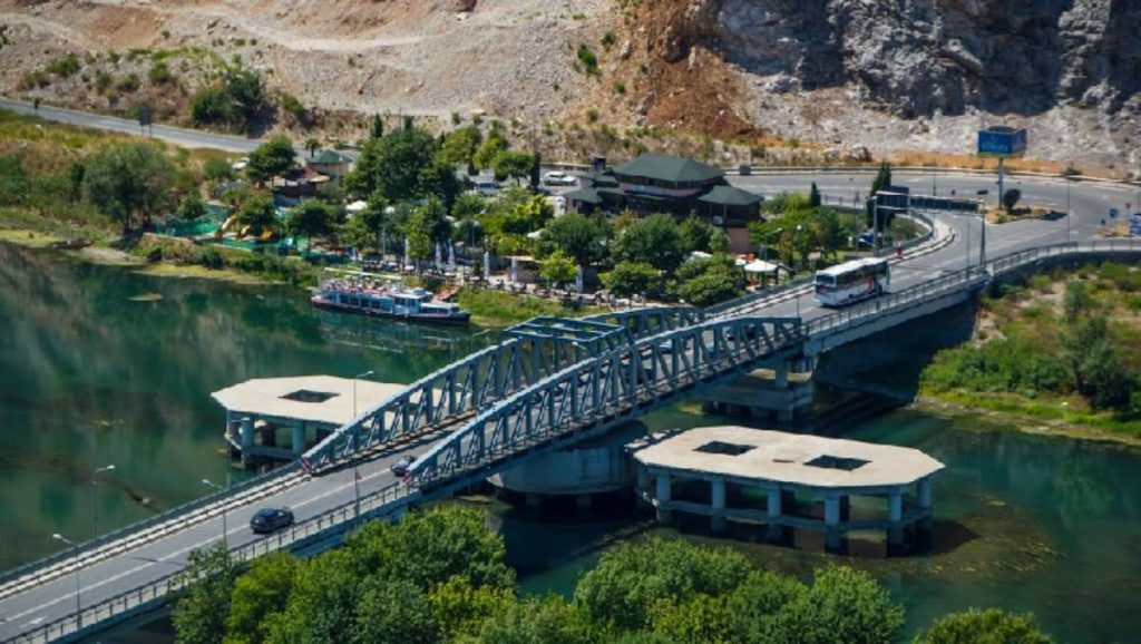 Shqipëria nuk gjen qetësi, plagoset me armë zjarri një i ri në Shkodër SHkoder 2