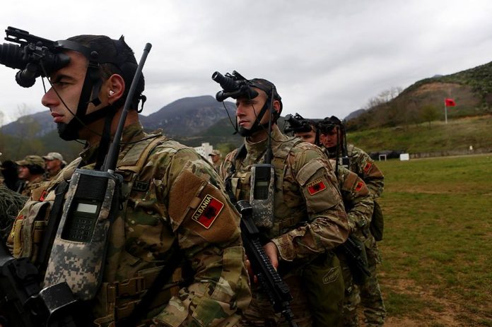 Rritja e kapaciteteve të Forcave të Armatosura/ Turqia, 16 milionë dollarë grant Shqipërisë Ushtria Sqhiperi 696x463 1