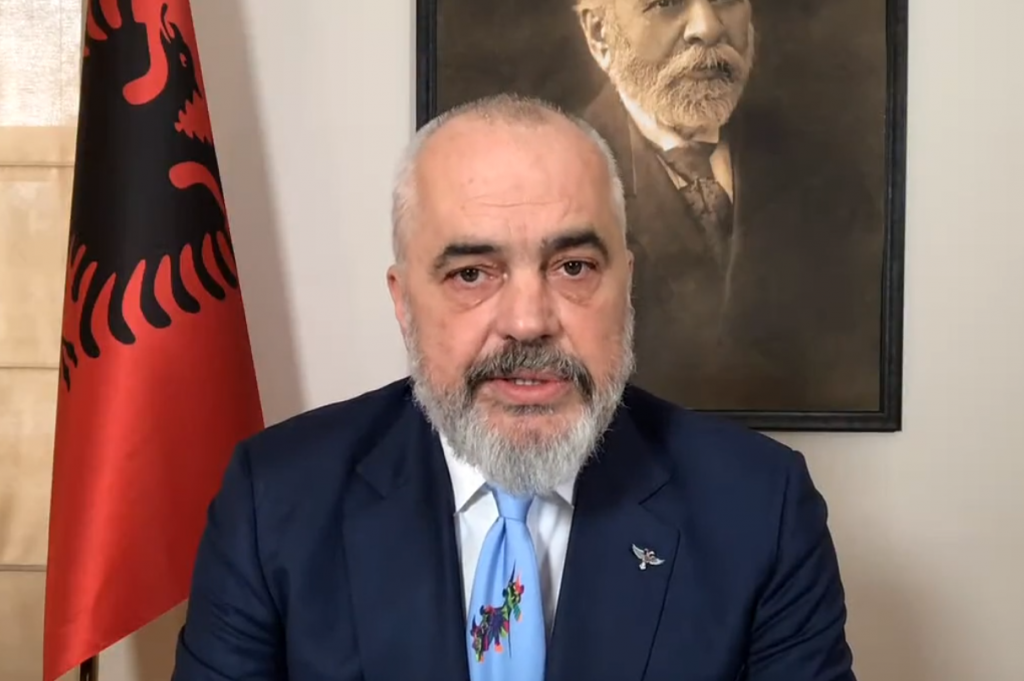 VIDEO/ Rama i përgjigjet ndjekësve për dasmat: Martohuni online ose… adaadada