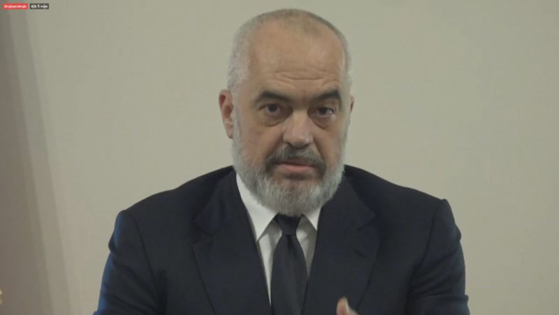 “Je i paaftë dhe mashtrues për të drejtuar vendin”, kryeministri Rama i jep përgjigjen epike qytetarit edi rama