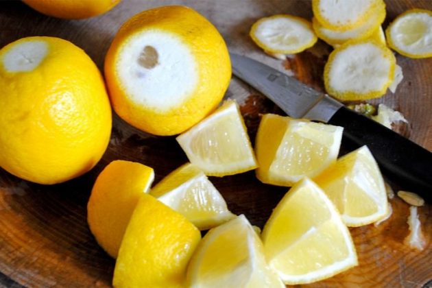 Vitaminat më të mira kundër plakjes së lëkurës, ushqimet ku gjenden limoni ok 750x500 1 630x420 1