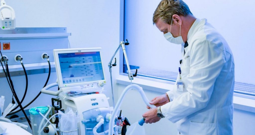 STUDIMI/ A është e vërtet se ventilatorët e “shpëtimit të jetës” janë të rrezikshëm? mjeke aspirator